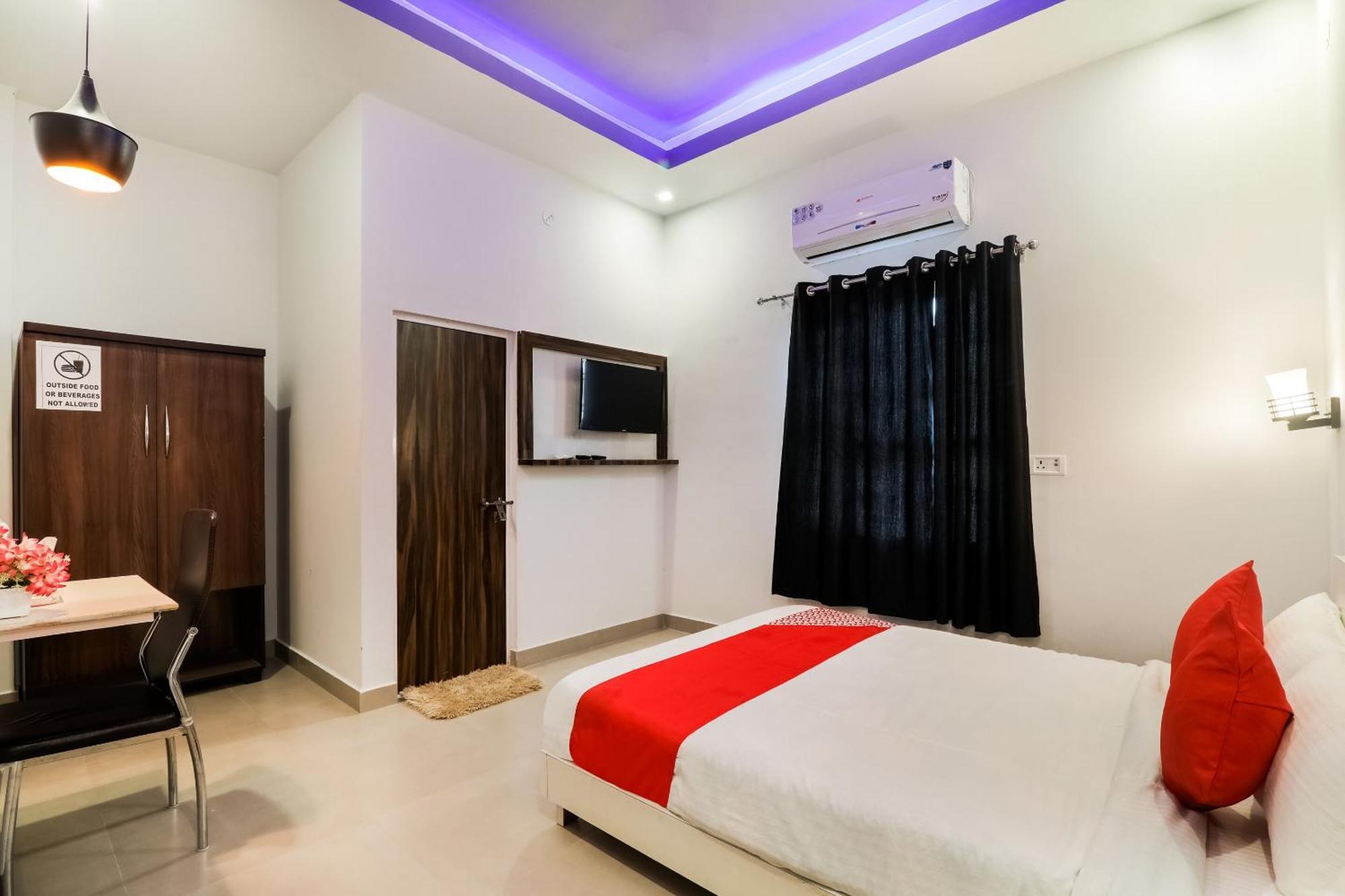 Collection O Sr Inn Chinhat Екстер'єр фото