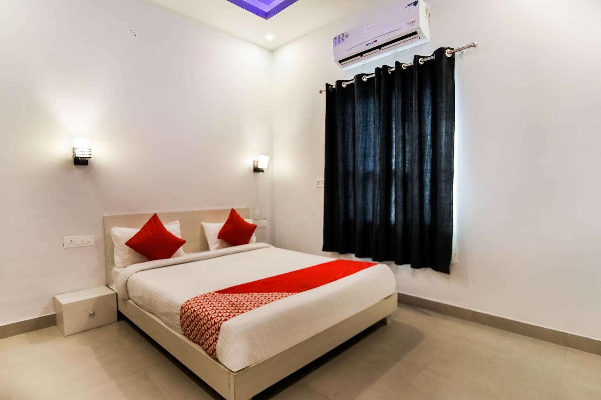 Collection O Sr Inn Chinhat Екстер'єр фото