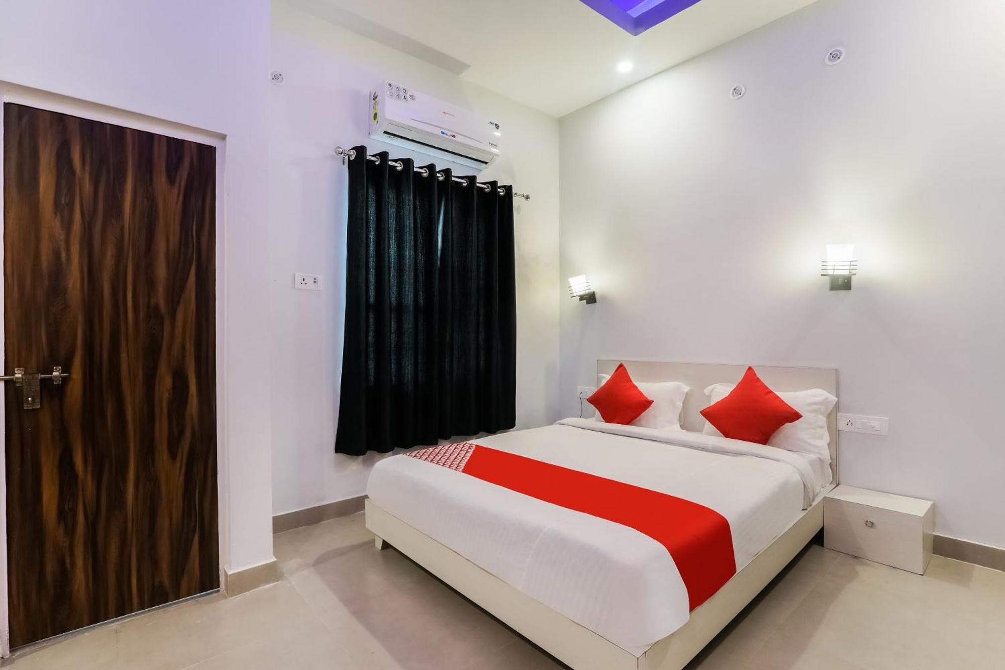 Collection O Sr Inn Chinhat Екстер'єр фото